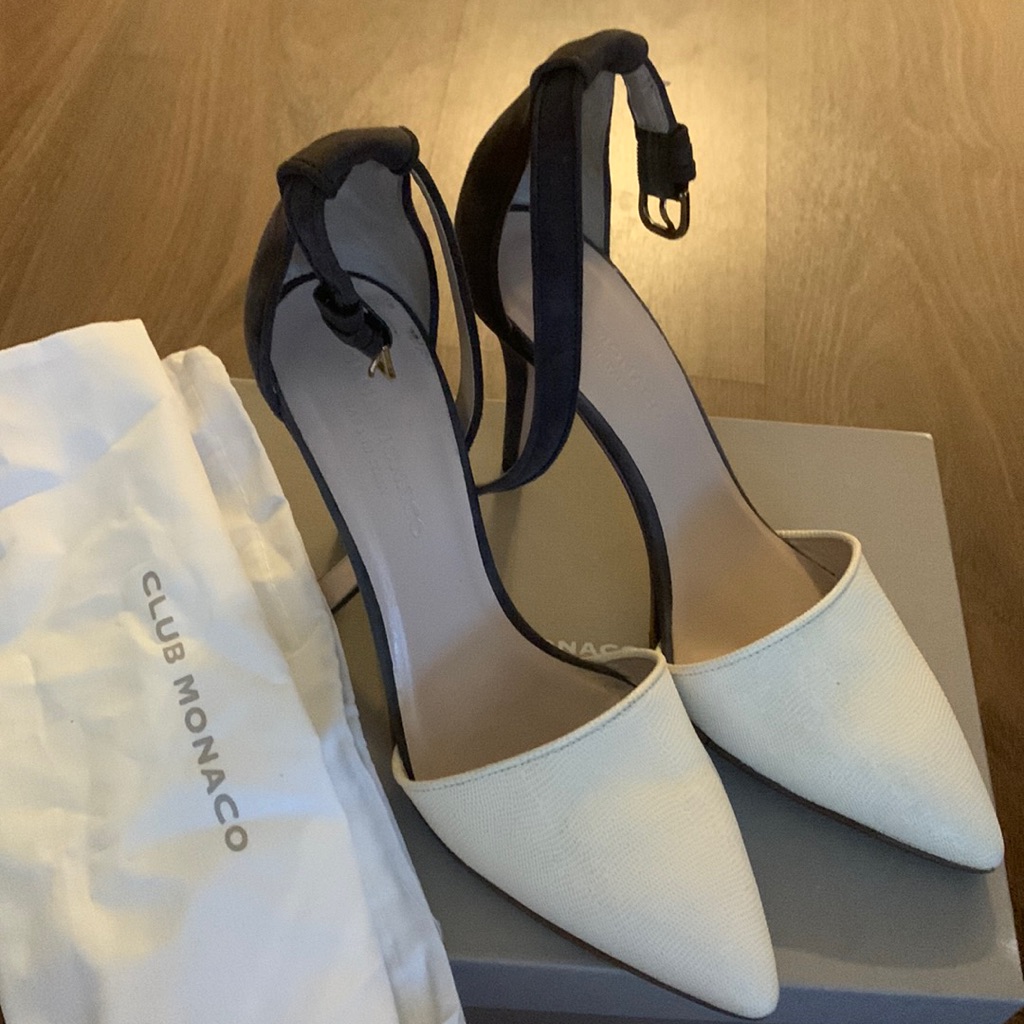 Club Monaco Made In Italy Heels